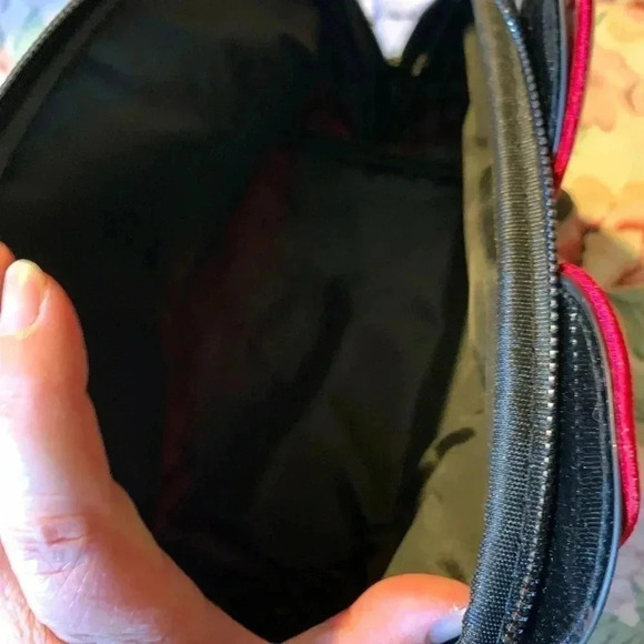 Creme Mini Mouse Red and Black Makeup Bag - Picture 4 of 5